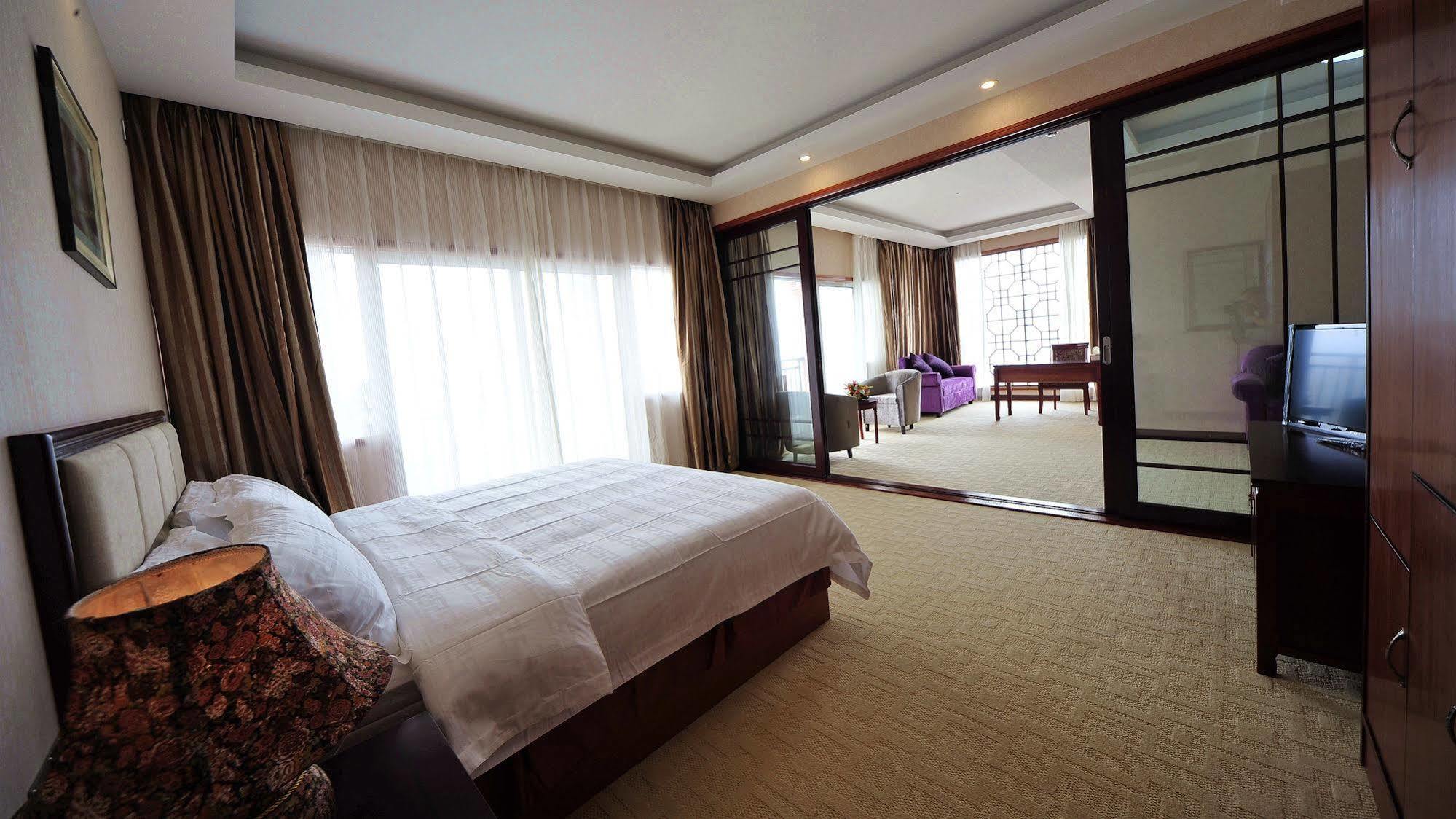 Hotel Boulevard Libreville Exterior photo