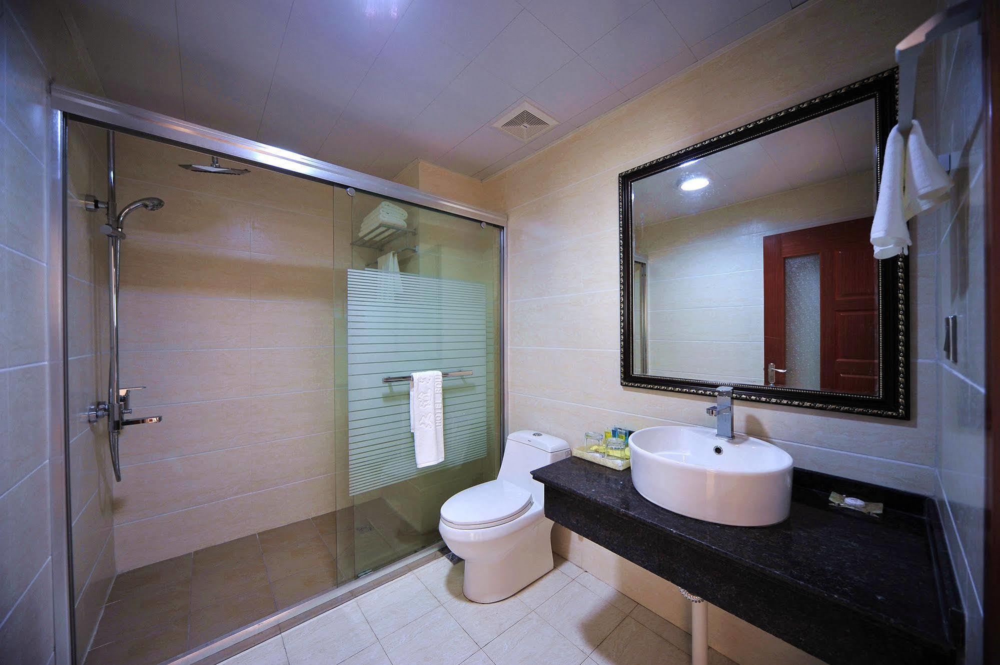 Hotel Boulevard Libreville Exterior photo