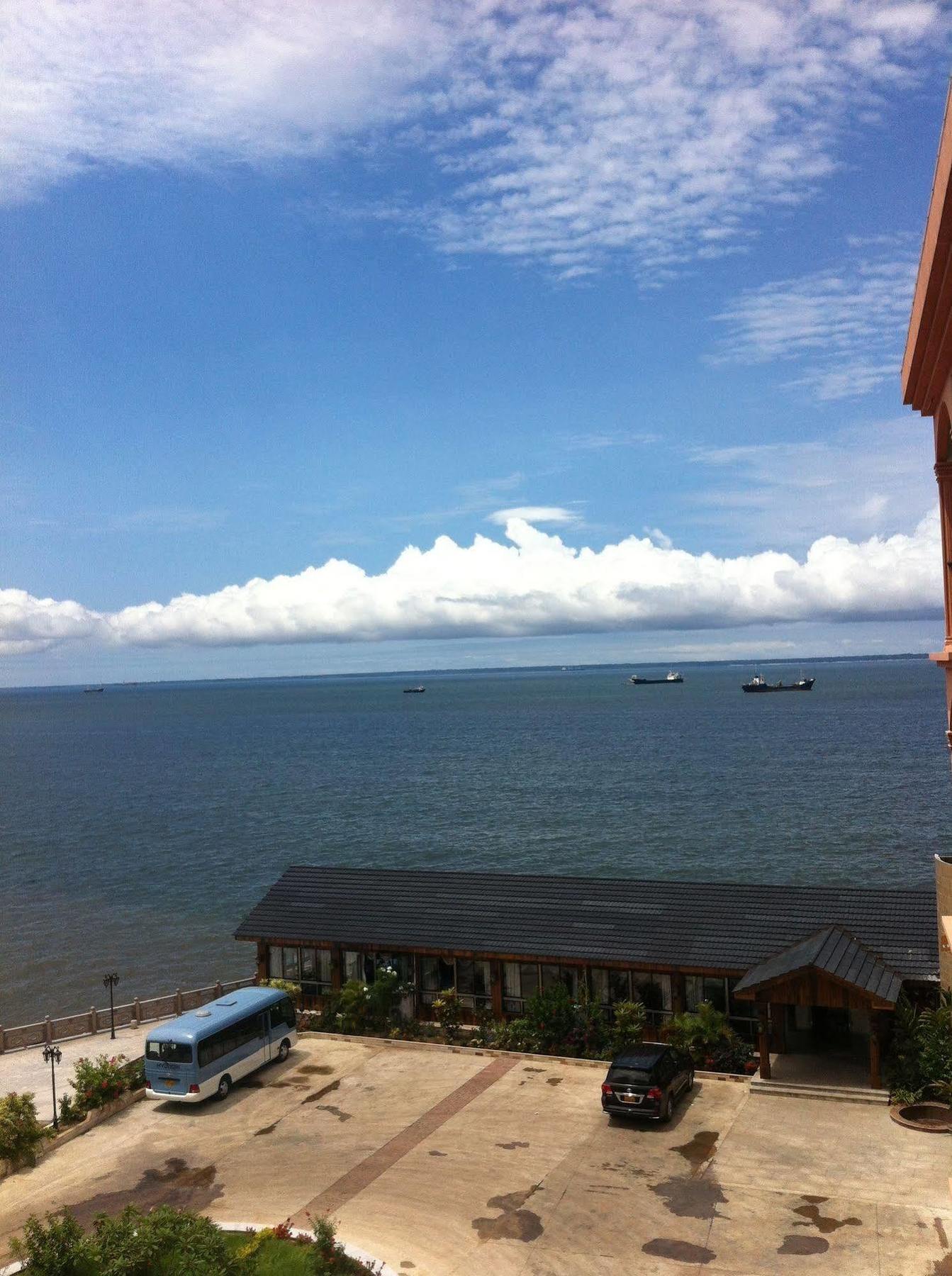 Hotel Boulevard Libreville Exterior photo